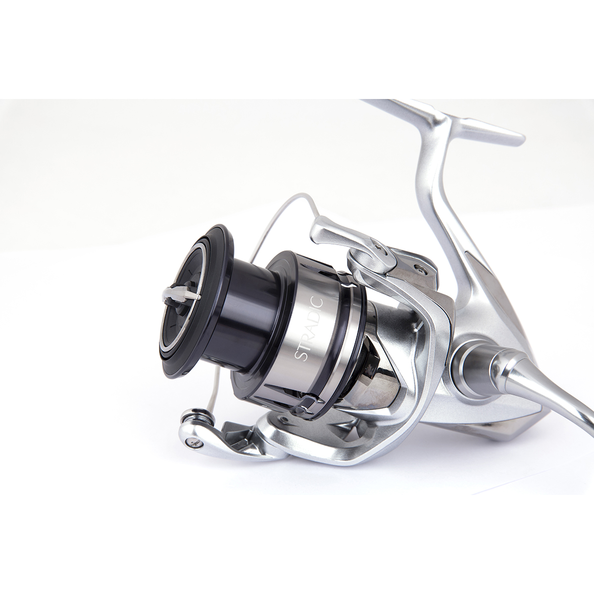 Shimano stradic 4000. Катушка страдик 4000. Shimano Stradic FL 4000. Катушка Shimano Stradic 4000. Shimano 19 Stradic 4000 FL.