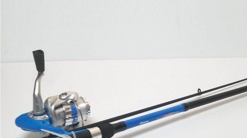 Combo Okuma Vibe Spin Azul Pesca Barrento